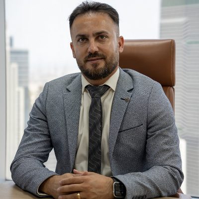 کیارش غفاری نماینده ویژه گروه املاک لیام